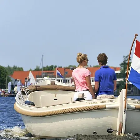 Botel Boathouse At Unescco And Magnificent Lake-view Roelofarendsveen
